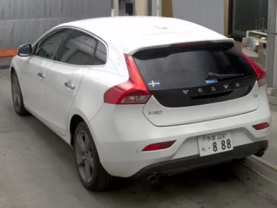 Volvo V40