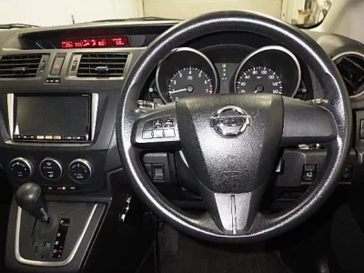 Nissan LAFESTA
