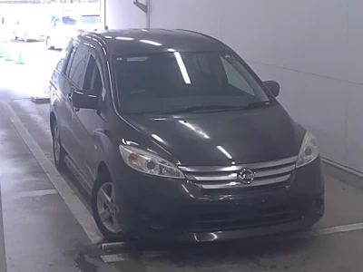 Nissan LAFESTA