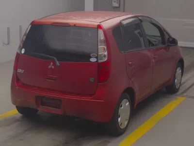 Mitsubishi COLT