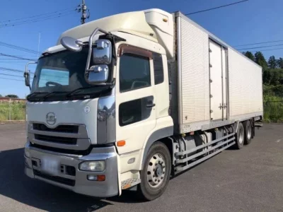 Nissan QUON