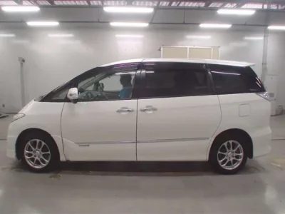 Toyota ESTIMA HYBRID