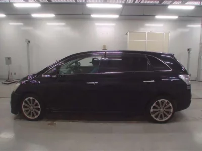 Toyota MARK X ZIO