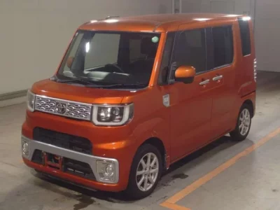 Toyota PIXIS MEGA