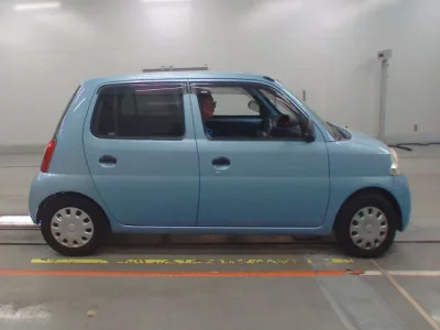 Daihatsu Esse