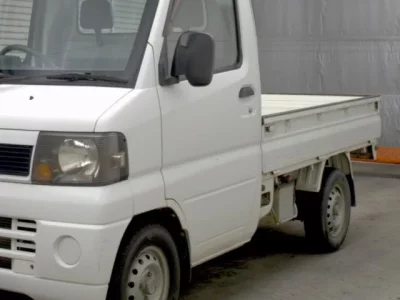 Nissan CLIPPER TRUCK