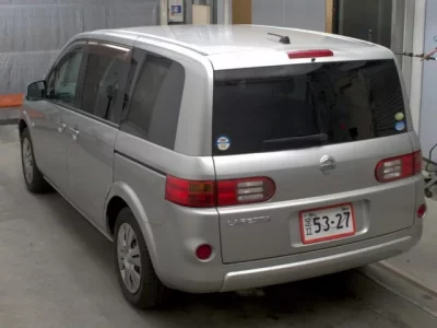Nissan LAFESTA