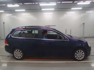 Volkswagen GOLF VARIANT