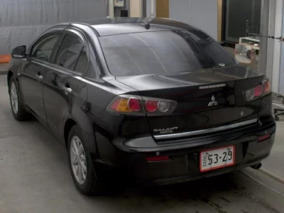 Mitsubishi GALANT FORTIS