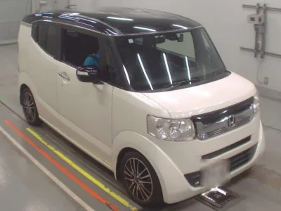 Honda N BOX SLASH