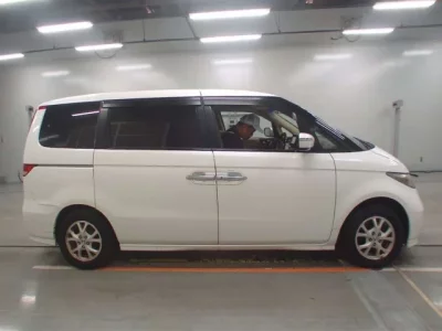 Honda ELYSION