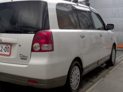 Mitsubishi DION