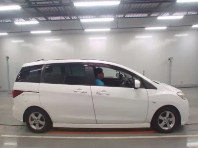 Nissan LAFESTA