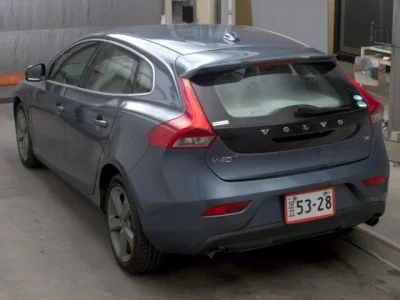 Volvo V40
