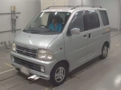 Daihatsu Atrai Wagon