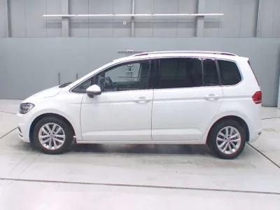Volkswagen GOLF TOURAN