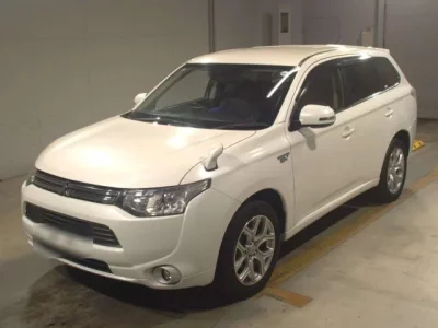 Mitsubishi OUTLANDER PHEV