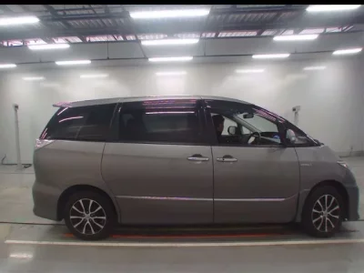 Toyota ESTIMA HYBRID