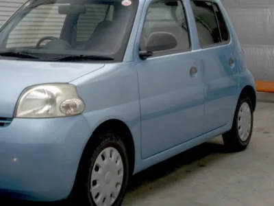 Daihatsu Esse