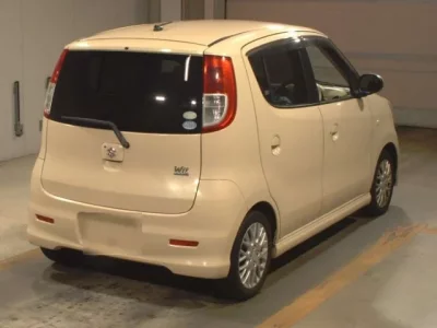 Suzuki MRWAGON