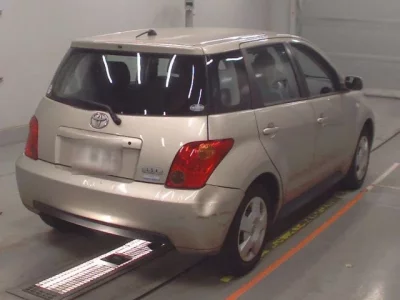 Toyota IST