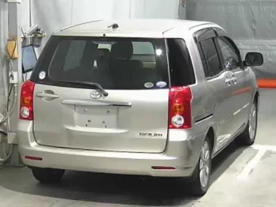 Toyota RAUM