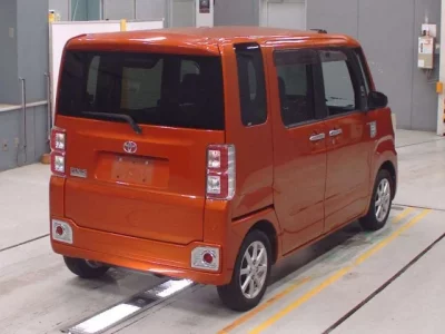 Toyota PIXIS MEGA