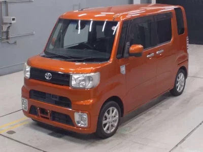 Toyota PIXIS MEGA