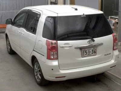 Toyota RAUM