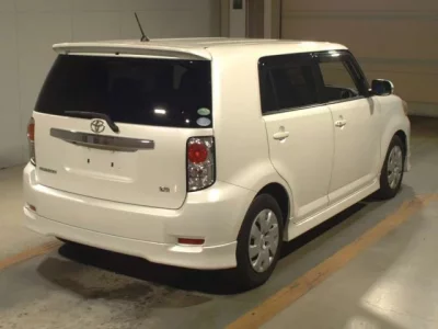 Toyota COROLLA RUMION
