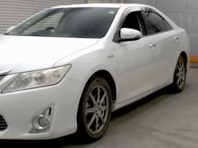 Daihatsu Altis
