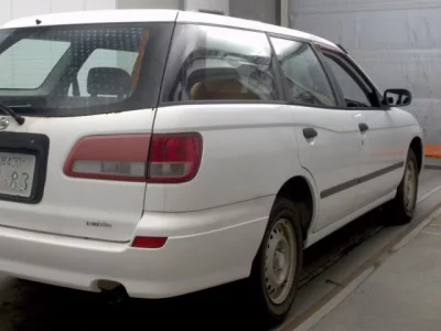 Nissan EXPERT