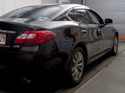 Nissan FUGA