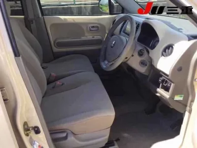 Suzuki MRWAGON