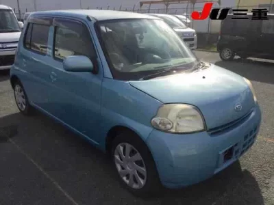 Daihatsu Esse