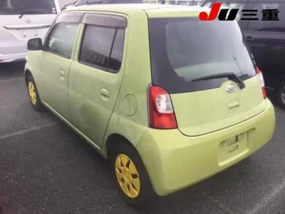 Daihatsu Esse
