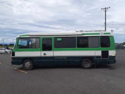 Toyota COASTER