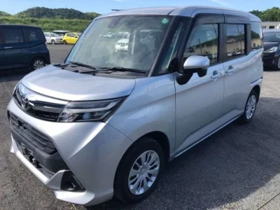 Toyota TANK