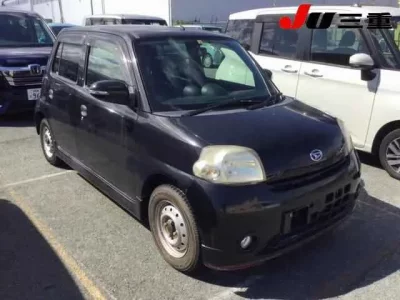 Daihatsu Esse