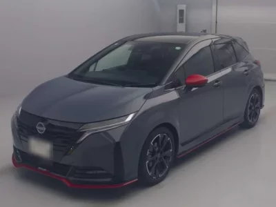 Nissan AURA
