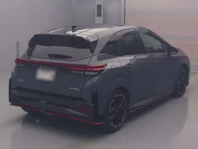 Nissan AURA