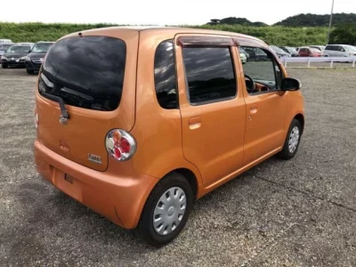 Daihatsu MOVE LATTE