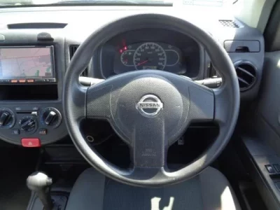 Nissan AD