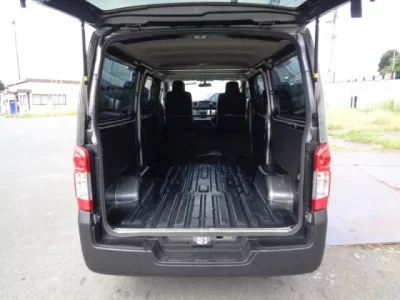 Nissan CARAVAN VAN