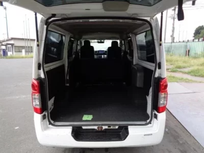 Nissan CARAVAN VAN