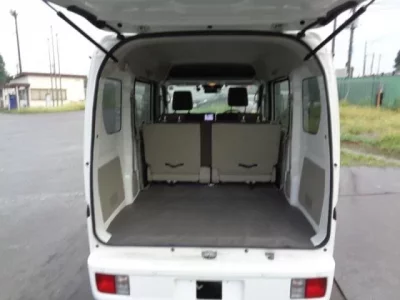 Nissan CLIPPER VAN