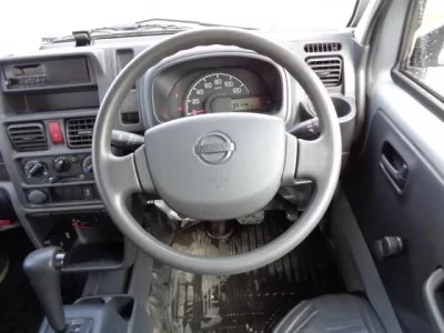 Nissan CLIPPER TRUCK