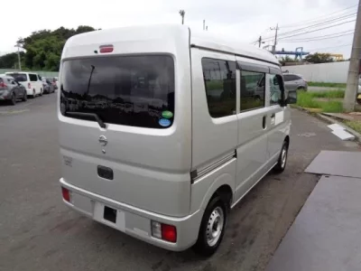 Nissan CLIPPER VAN
