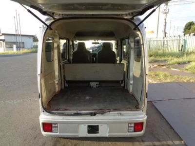 Nissan CLIPPER VAN