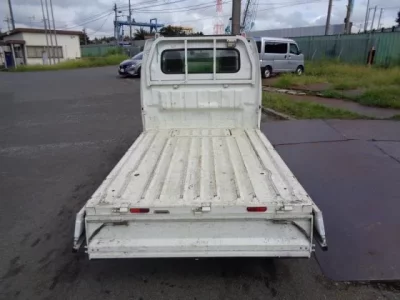 Nissan CLIPPER TRUCK